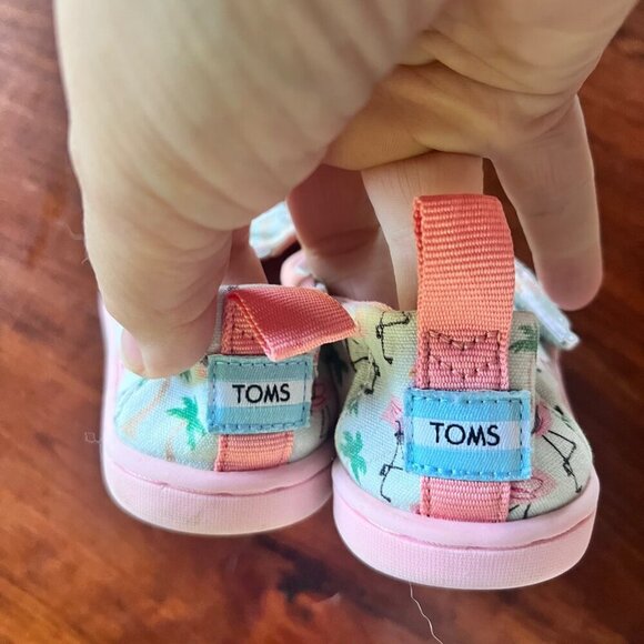 Toms Baby Flamingo Print Canvas Slip-On Shoes US 5 Light Pink & Green Comfortabl - Picture 4 of 5